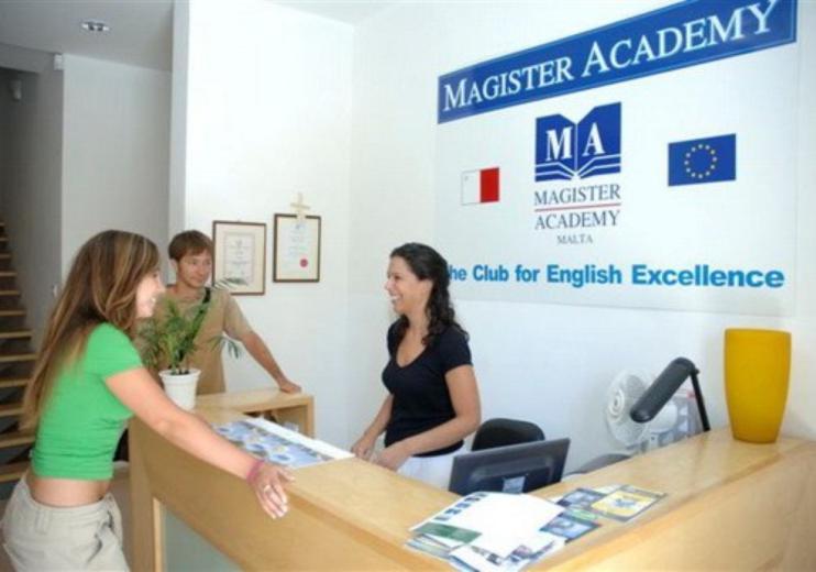 Школа в Magister Academy на Мальте