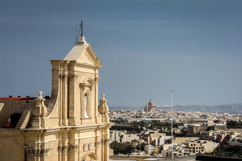 город Меллиеха на Мальте