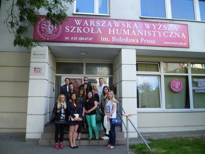 Варшавский университет гуманитарных наук