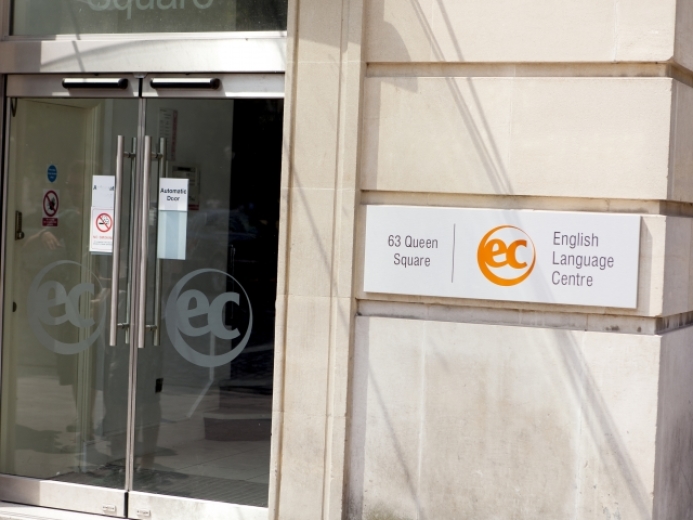 Годовой/семестровый интенсивный курс английского языка в школе EC в Бристоле, Великобритания