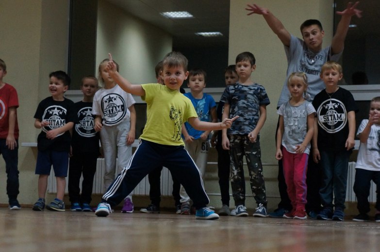 Школа современного танца «ШТАМ» Александра Меженного