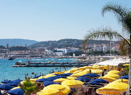 Cannes_beach_2.jpg
